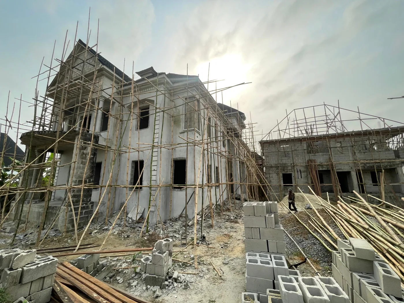 Executive Residential Construction Site - SR Construction Engineering Performance